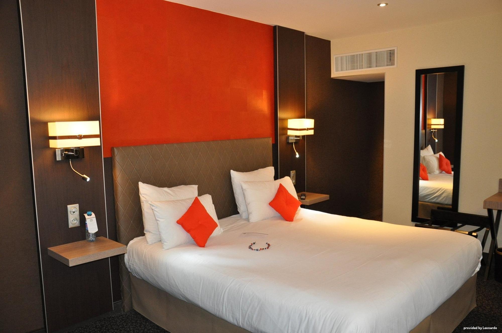 Best Western Premier De La Poste & Spa Troyes Exterior photo